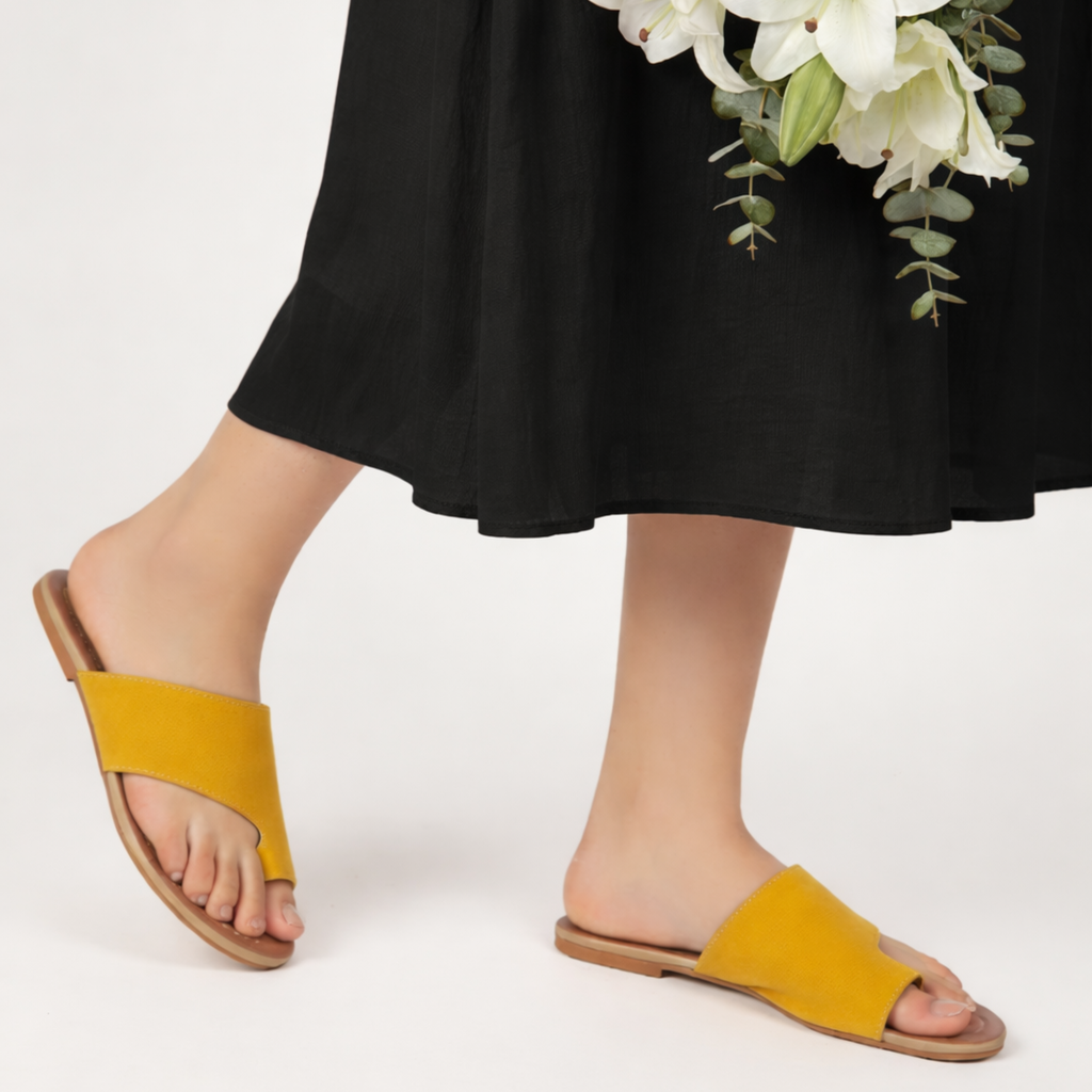 Longwalk Women Matte Finish Flat Fashion Sandals
