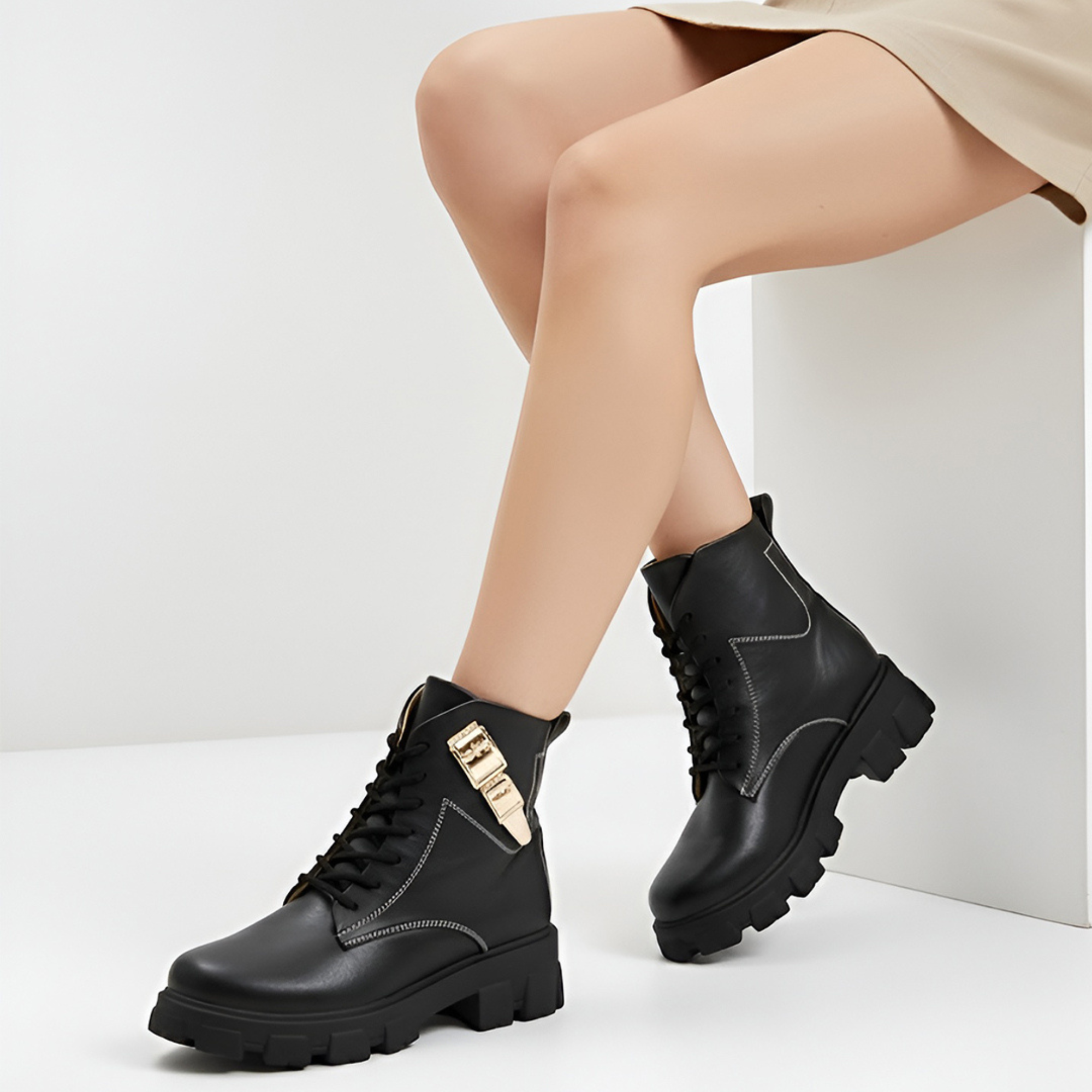 Longwalk Women Stylish Chunky Boots