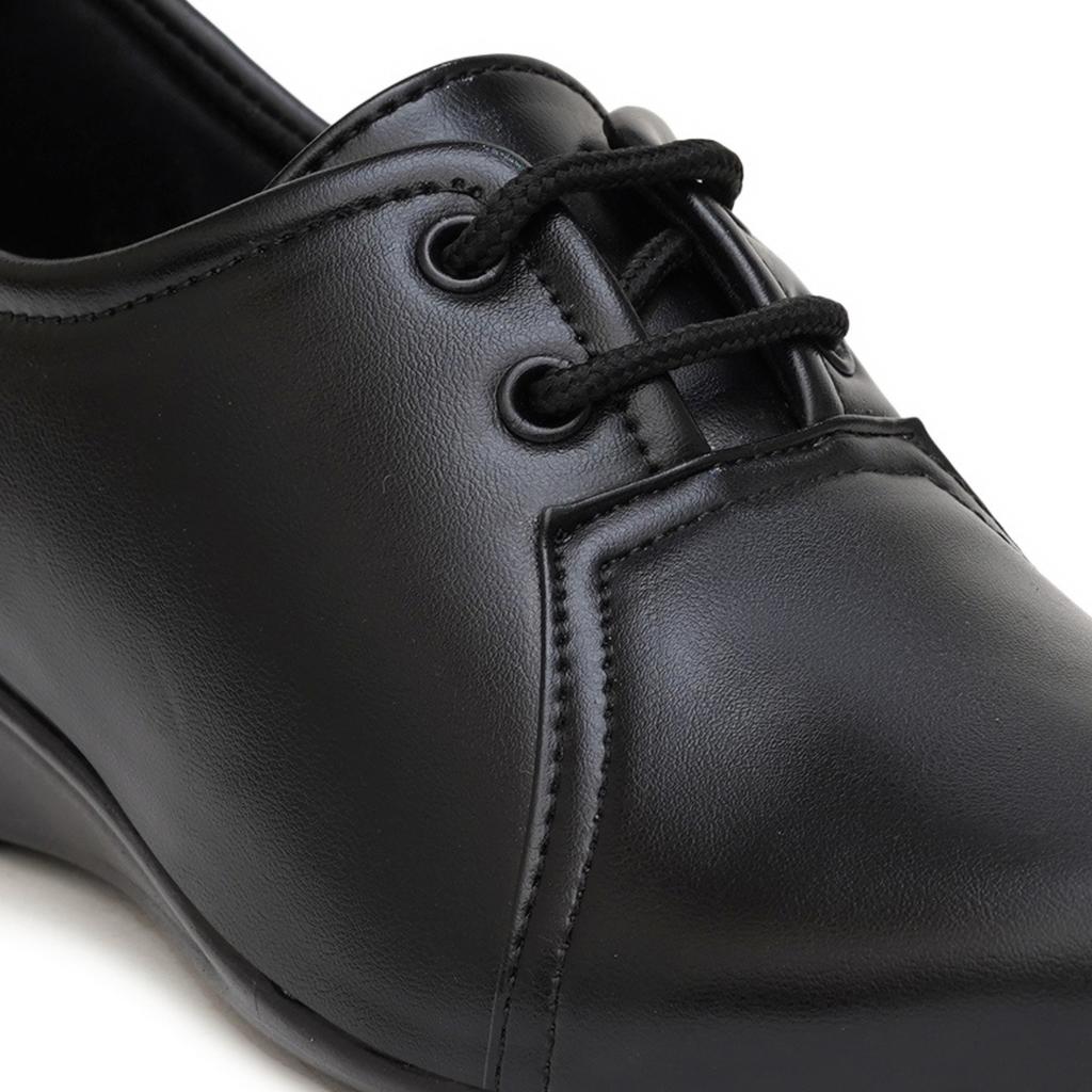 Longwalk Women Office Wear Belly