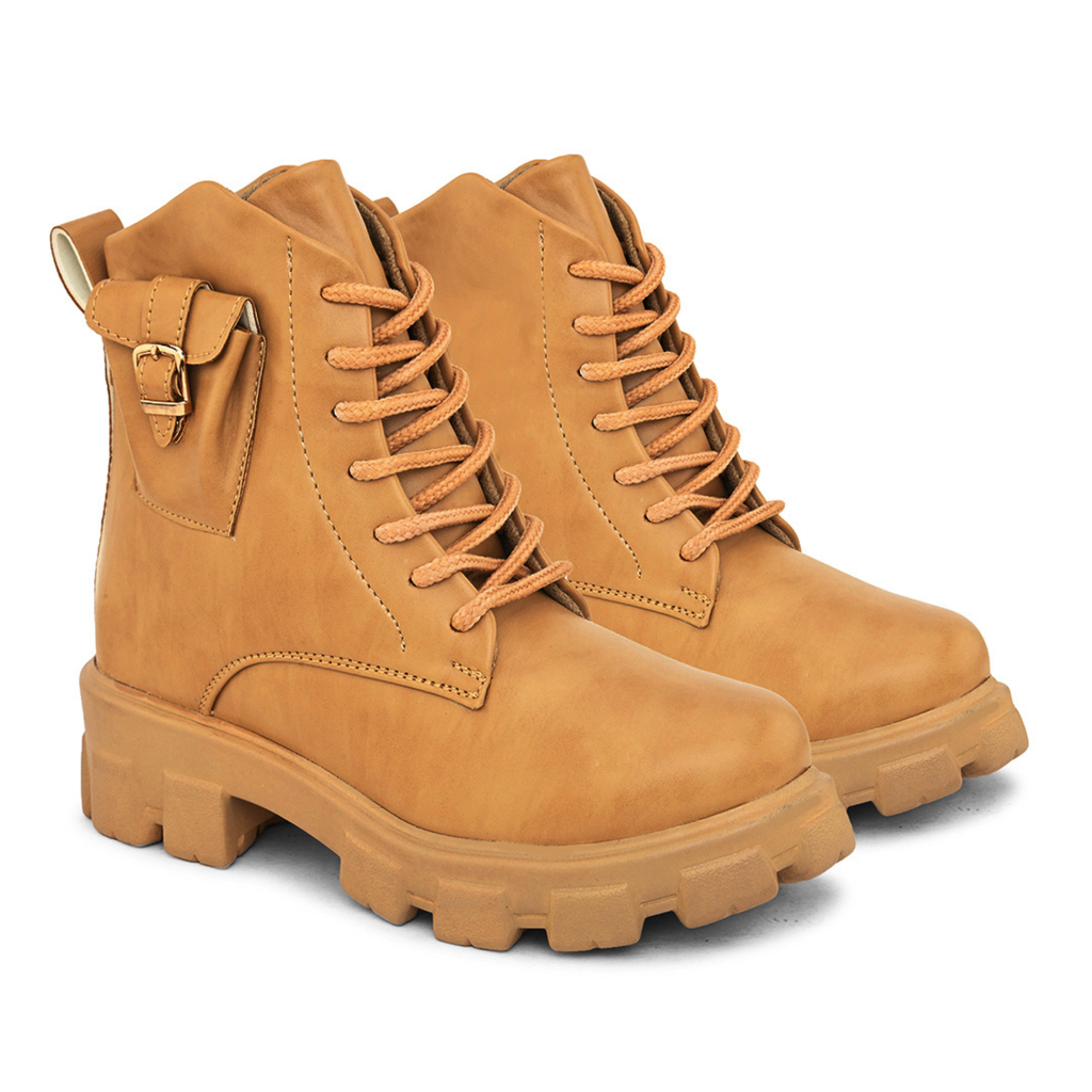 Longwalk Women Modern Chunky Boots